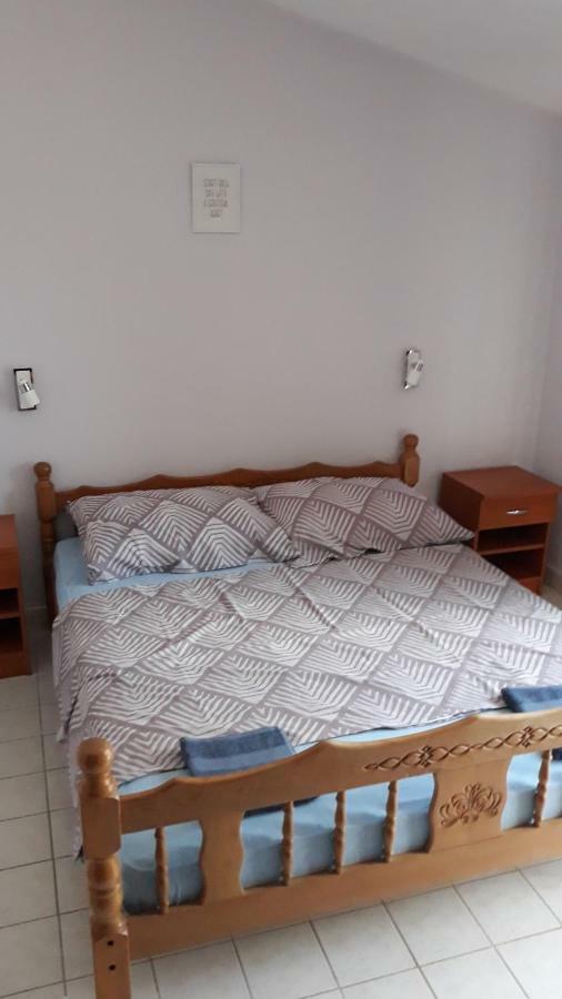 Apartmani Jovanovic Lustica Exterior photo